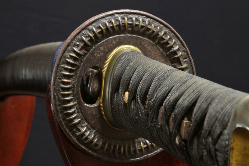 大小 保存刀剣 無銘金房 二尺二寸八分 打刀拵、白鞘付 特別保存刀剣 肥前守藤原鎮忠 一尺五寸三分 打刀拵、白鞘付 - Photo 27