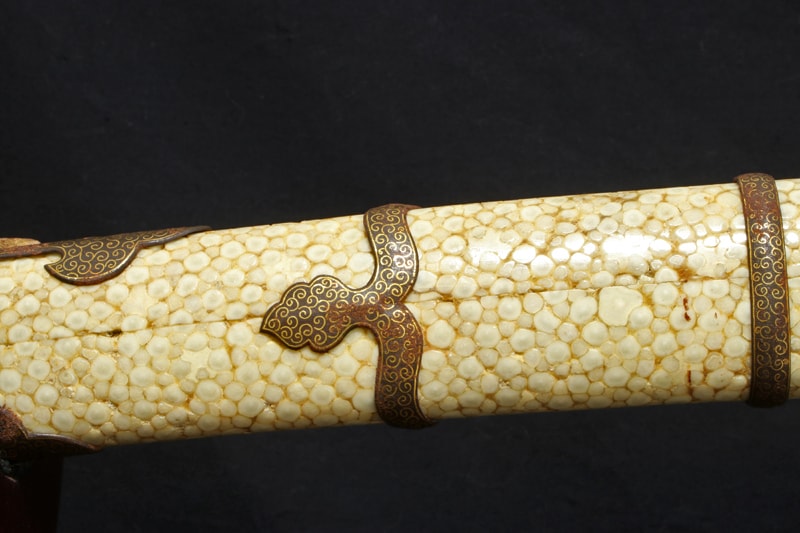 大小 特別保存刀剣 無銘伝了戒久信 二尺二寸九分 打刀拵入 特別保存刀剣 一貫斎義弘 一尺五寸四分 打刀拵入 - Photo 38