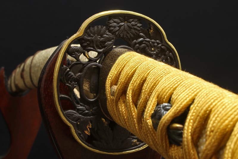 大小 特別保存刀剣 無銘伝了戒久信 二尺二寸九分 打刀拵入 特別保存刀剣 一貫斎義弘 一尺五寸四分 打刀拵入 - Photo 27