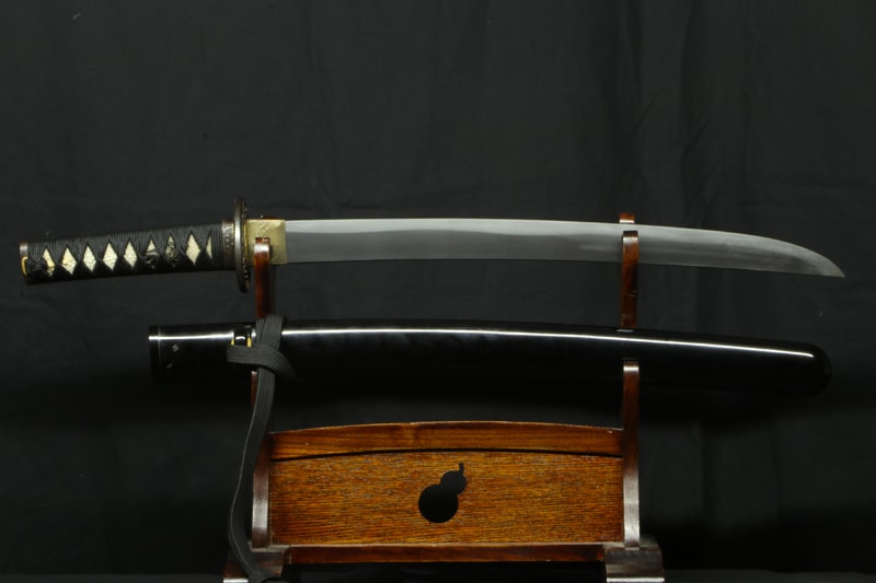 現代刀 土佐住瑞龍子貞弘作之 一尺三寸二分 打刀拵入 - Photo 5