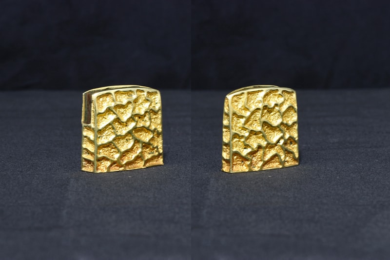 特別保存刀剣 肥前国河内守藤原正広 二尺三寸二分、一尺八寸二分 赤銅金具拵付、白鞘付 - Photo 31