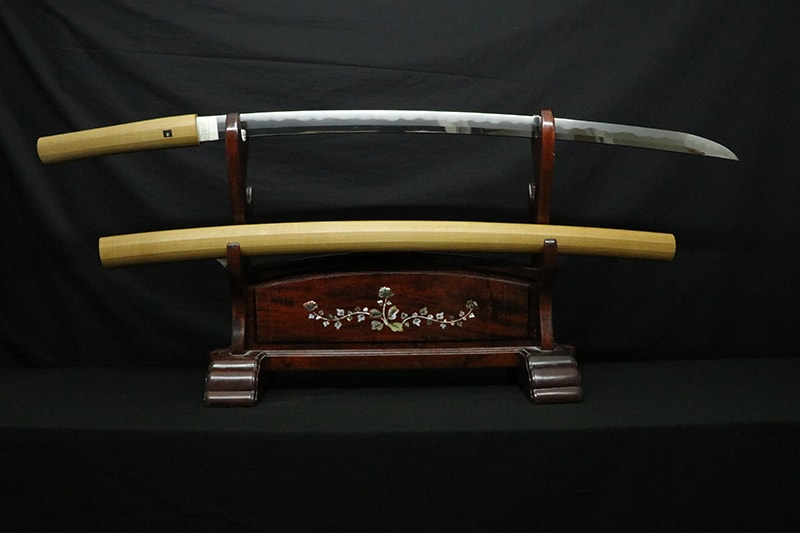 現代刀 三池住四郎國安 二尺五寸六分 白鞘入 - Photo 5