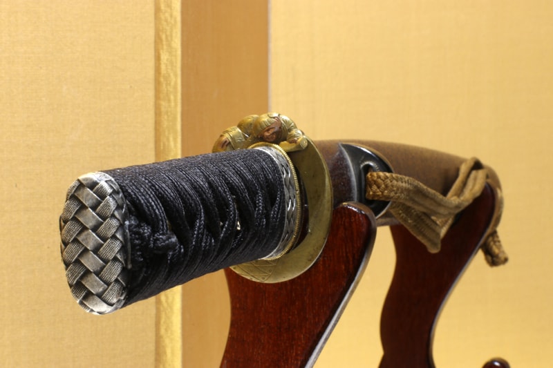 現代刀 紀伊國治光 九寸四分 ちいさ刀拵入り - Photo 2