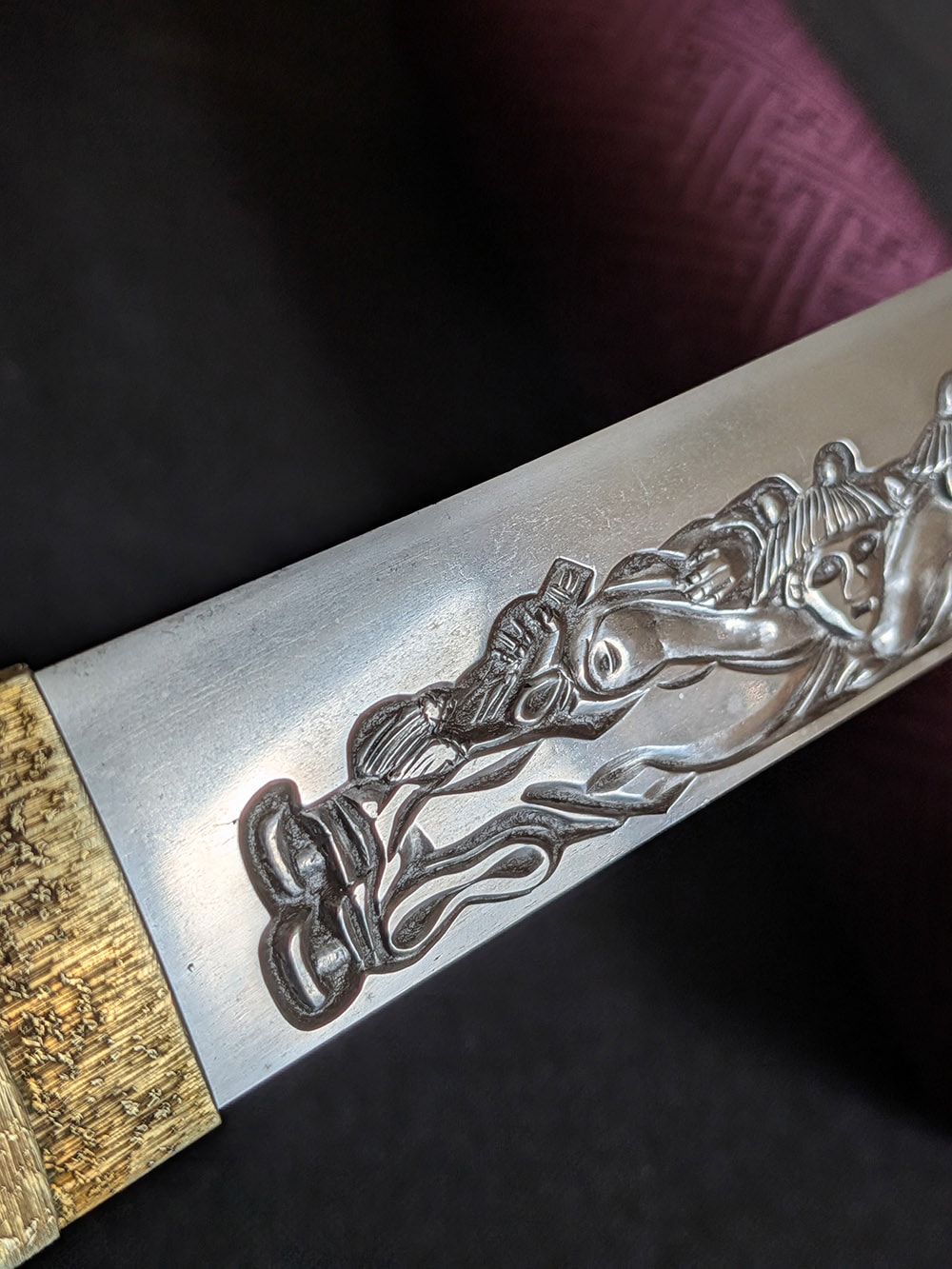Soshu Tsunahiro tanto with rare horimono - Photo 30