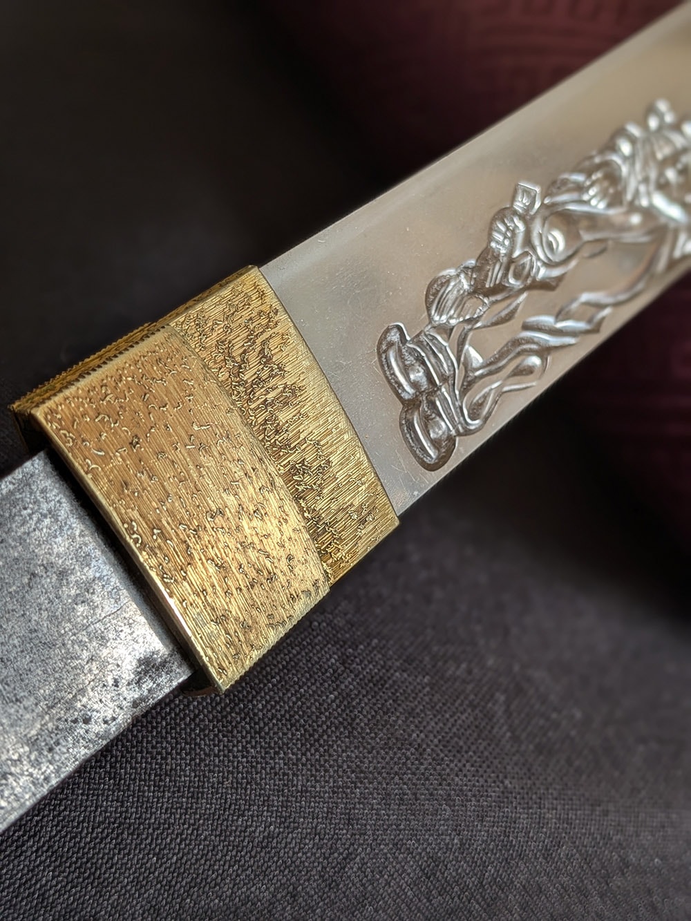 Soshu Tsunahiro tanto with rare horimono - Photo 33