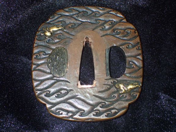 Edo Period RABBIT AND WAVE WAKIZASHI TSUBA - Photo 3