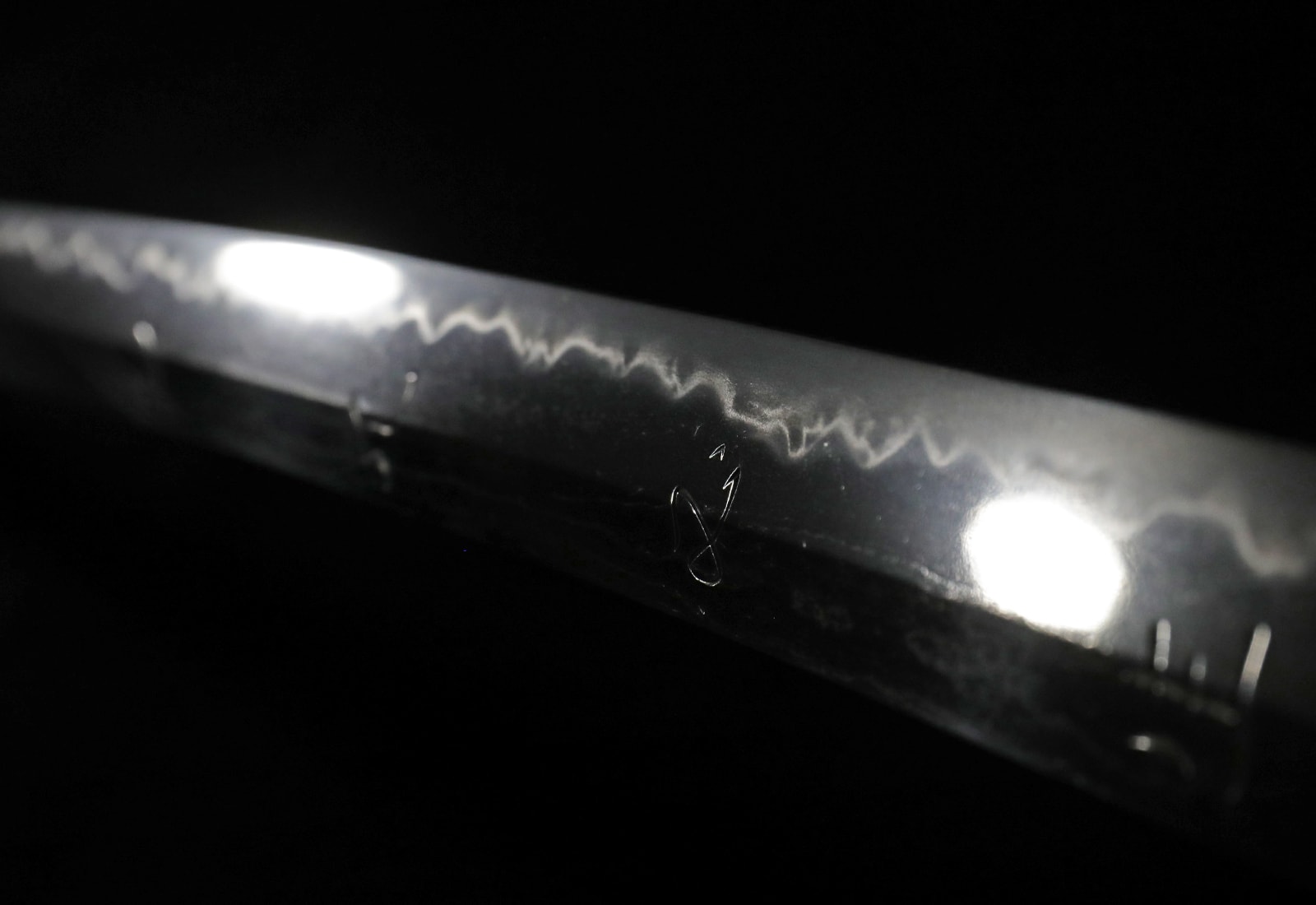 Katana by Chikuzen Yoshitsugu in Edo mounts - Photo 28