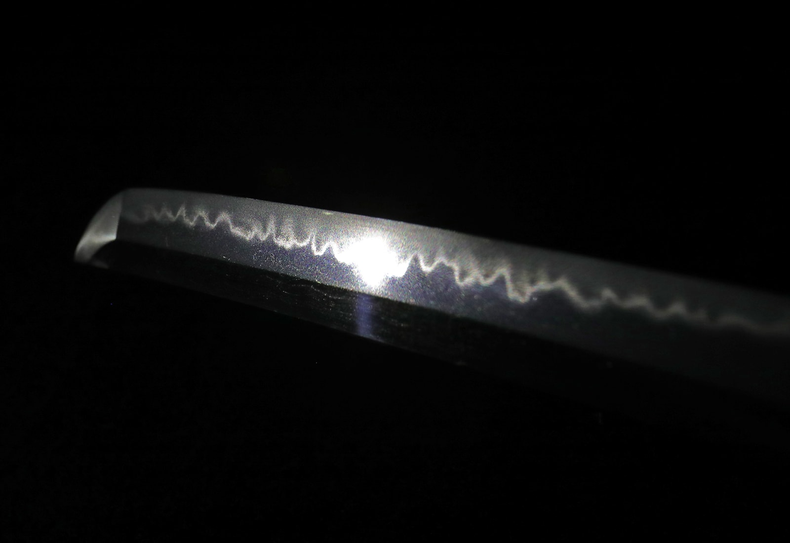Katana by Chikuzen Yoshitsugu in Edo mounts - Photo 30
