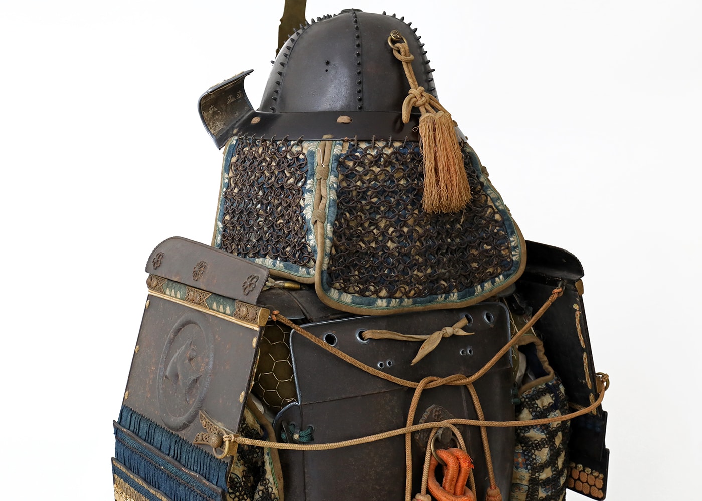 Exceptional Edo Period complete Russet Iron Myochin Yoroi - Photo 36