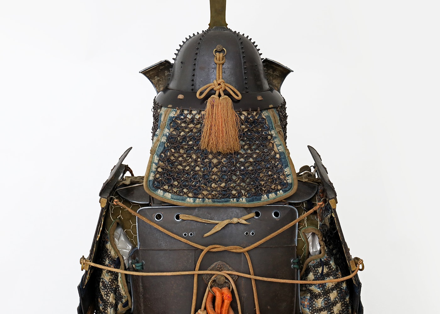 Exceptional Edo Period complete Russet Iron Myochin Yoroi - Photo 38