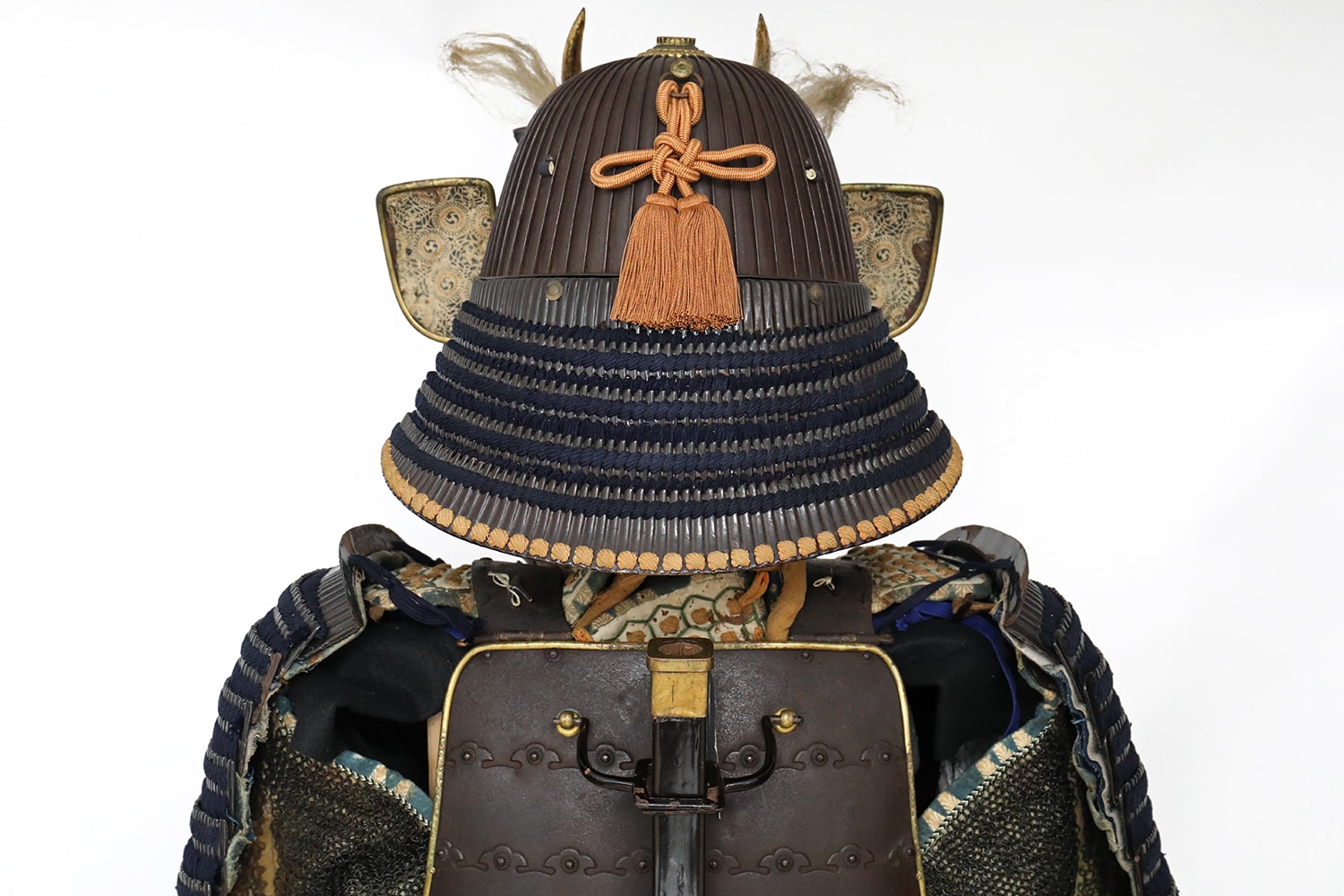 Stunning Edo period Russet iron Yoroi with Saotome Ienari kabuto - Photo 14