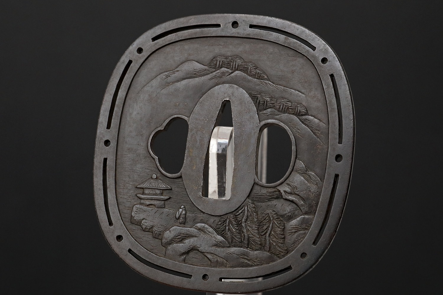 Splendid Tsuba from the Choshu Okamoto school - Photo 10