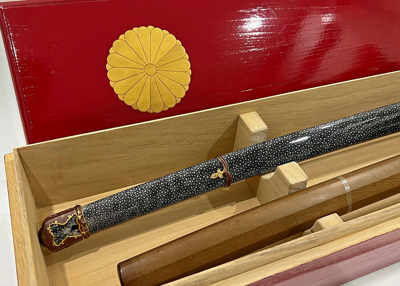 Precious WW2 General's katana by Japanese National treasure Sadakazu - Photo 4