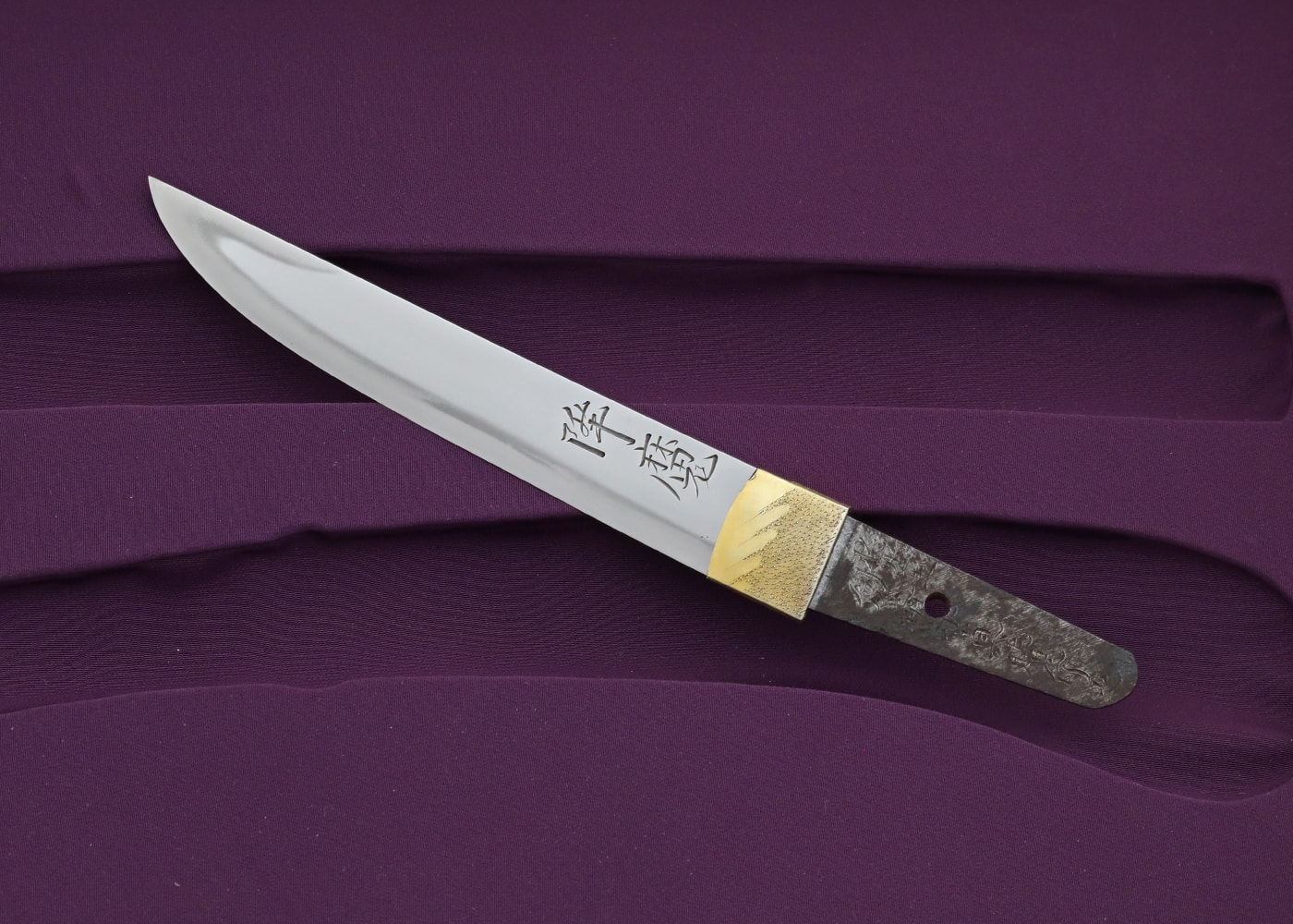 Gassan Tanto in Koshirae dated 1868 AD - Photo 11