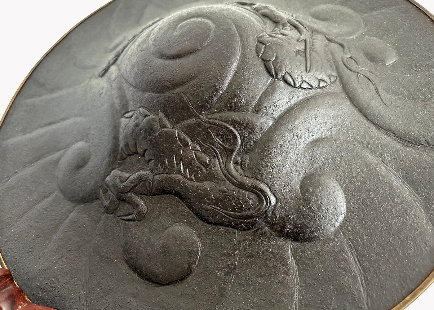 A large Uchidashi Dragon Jingasa - Photo 6