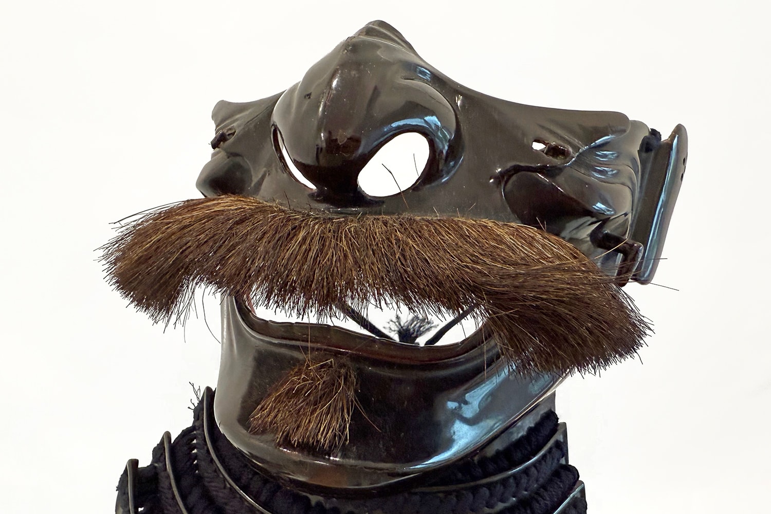 Shinominari Kabuto & menpo set with Amago clan kamon - Photo 4