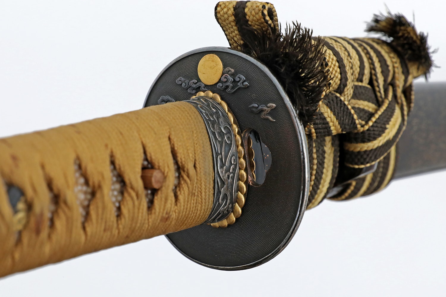 A Superb Wakizashi adorned in silver waves - Photo 15