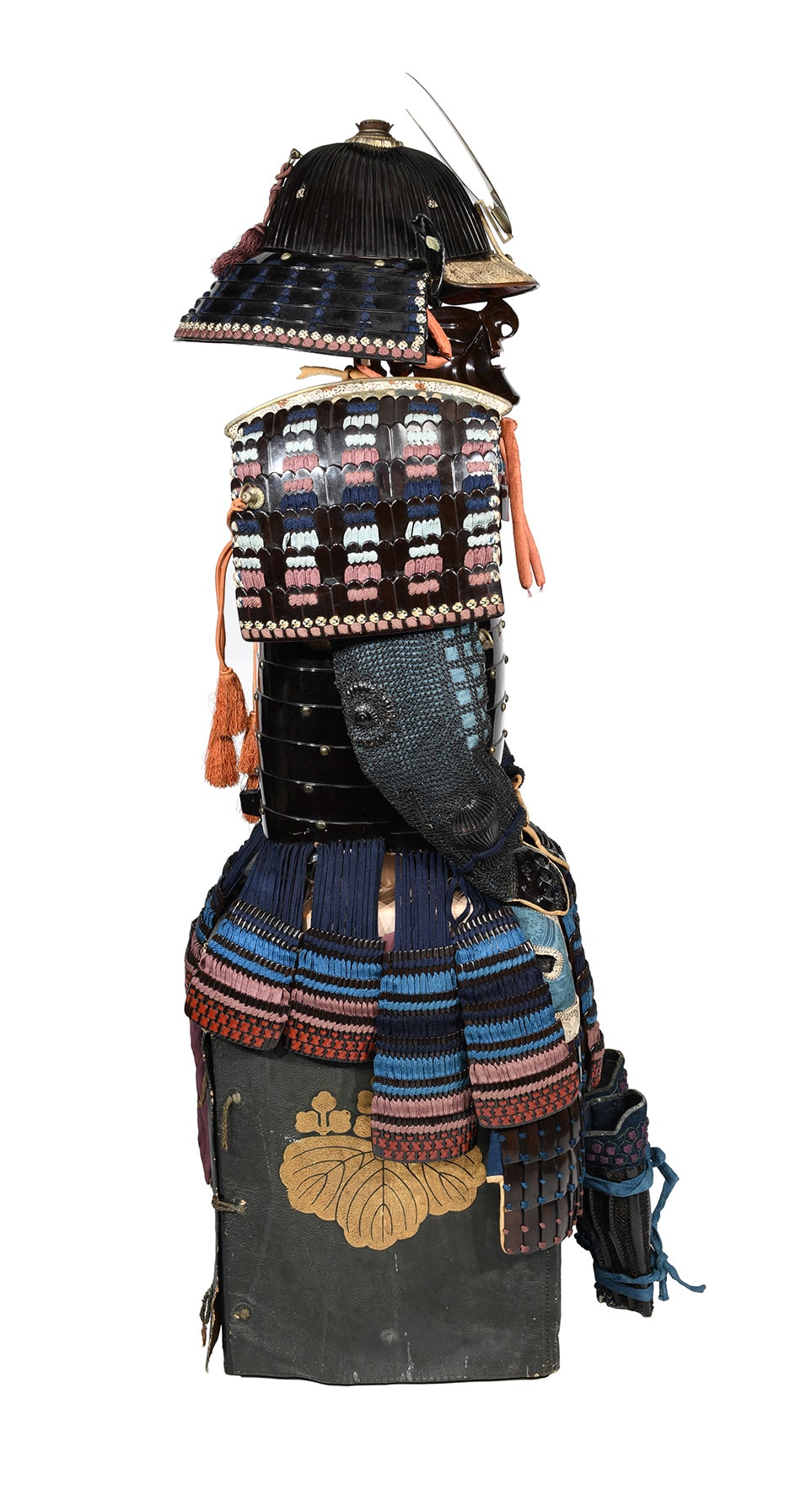 Yoroi[Iroiroito-odoshi okegawa Nimai-dou Gusoku] - Photo 7