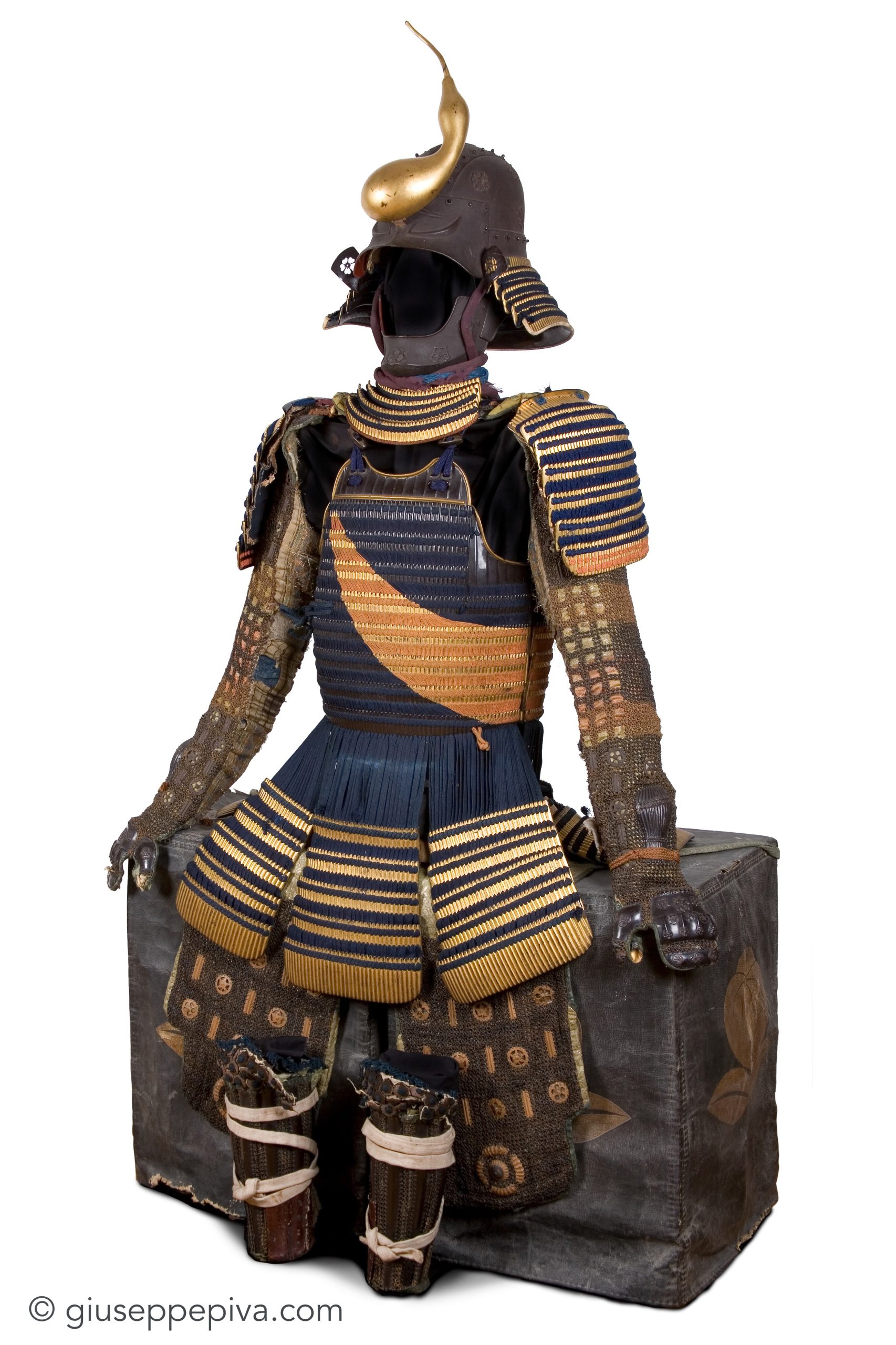 Ni mai dō tosei gusoku – Samurai armor, Momoyama-Edo period