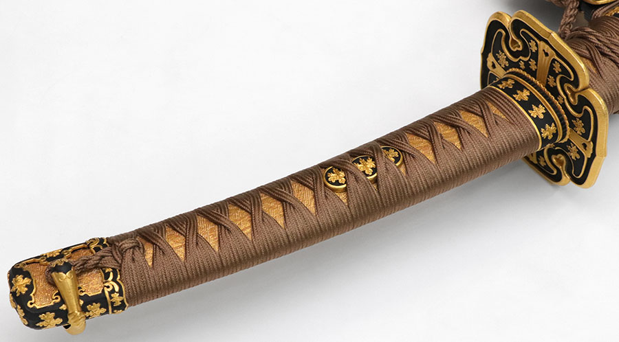 河内国平製之刻印 秋天 平成十一年吉日（鎌倉時代備前福岡一文字写）（高山一之先生作糸巻太刀拵え付） Kawachi Kunihira - Photo 32