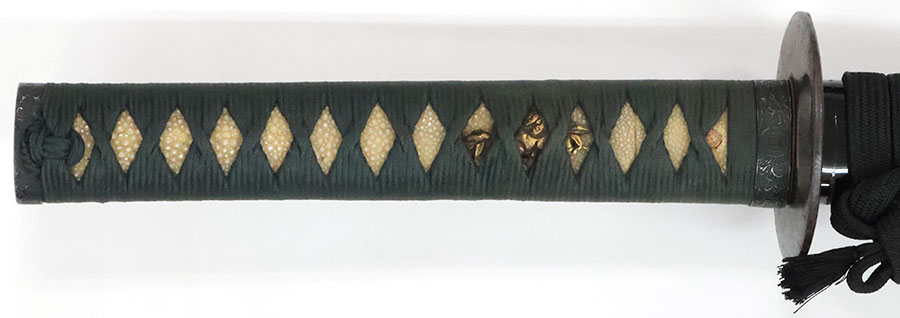 菊紋 備中守橘康廣・菊紋 丹波守吉道（黒ロー鞘大小拵付） Bicchunokami Tachibana Yasuhiro Tanbanokami Yoshimichi - Photo 22