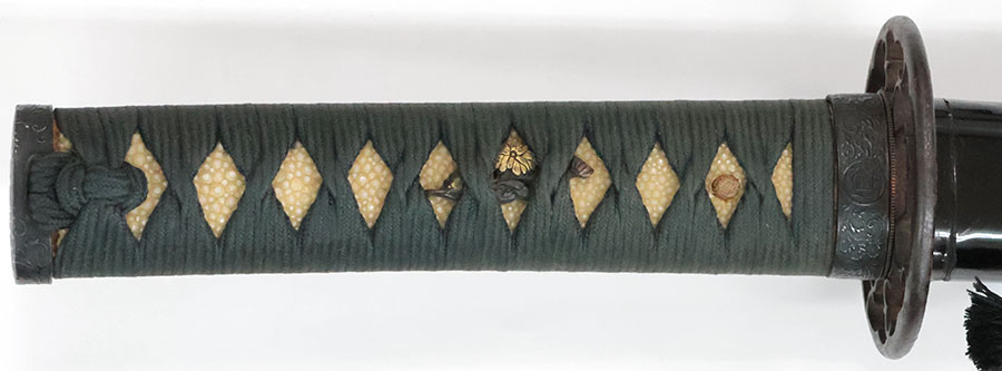 菊紋 備中守橘康廣・菊紋 丹波守吉道（黒ロー鞘大小拵付） Bicchunokami Tachibana Yasuhiro Tanbanokami Yoshimichi - Photo 48