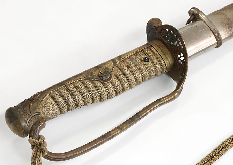 石橋健蔵中将閣下佩刀（明治天皇よりの恩賜の軍陣刀） - Photo 21