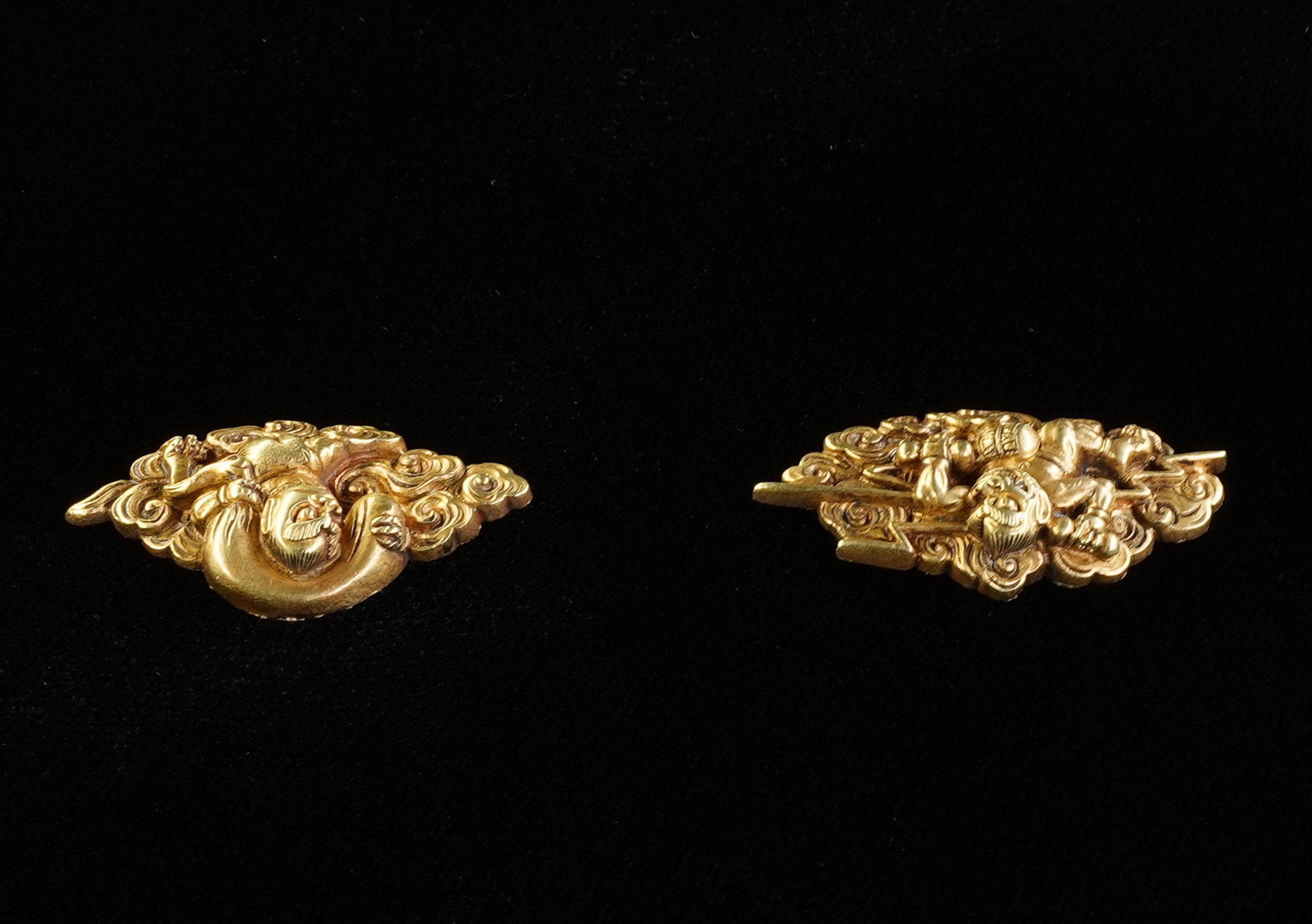 目貫: 風神雷神図(金無垢) 京金工 - Photo 6