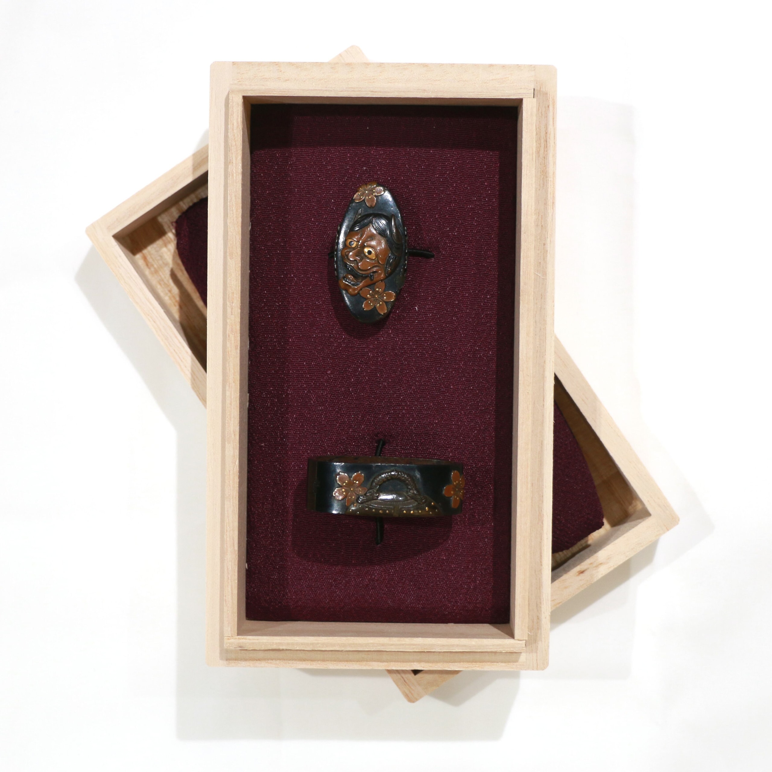 Fuchi-Kashira - Fuchi-Kashira: Dojoji