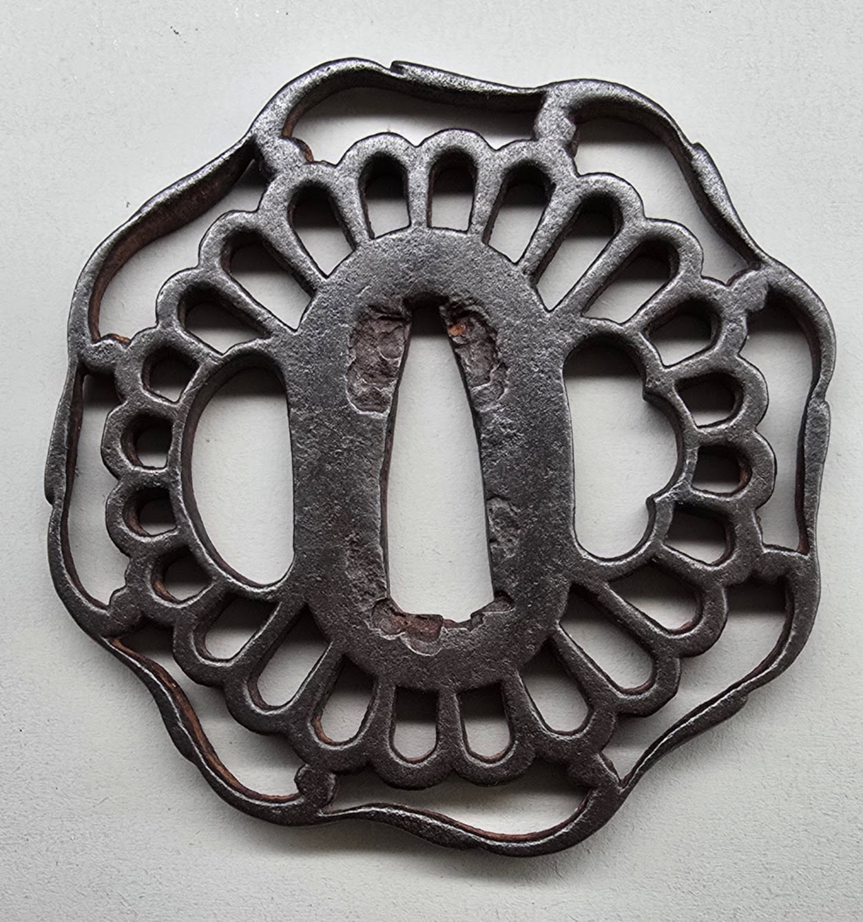 Fsk#45 Chrysanthemum iron Tsuba