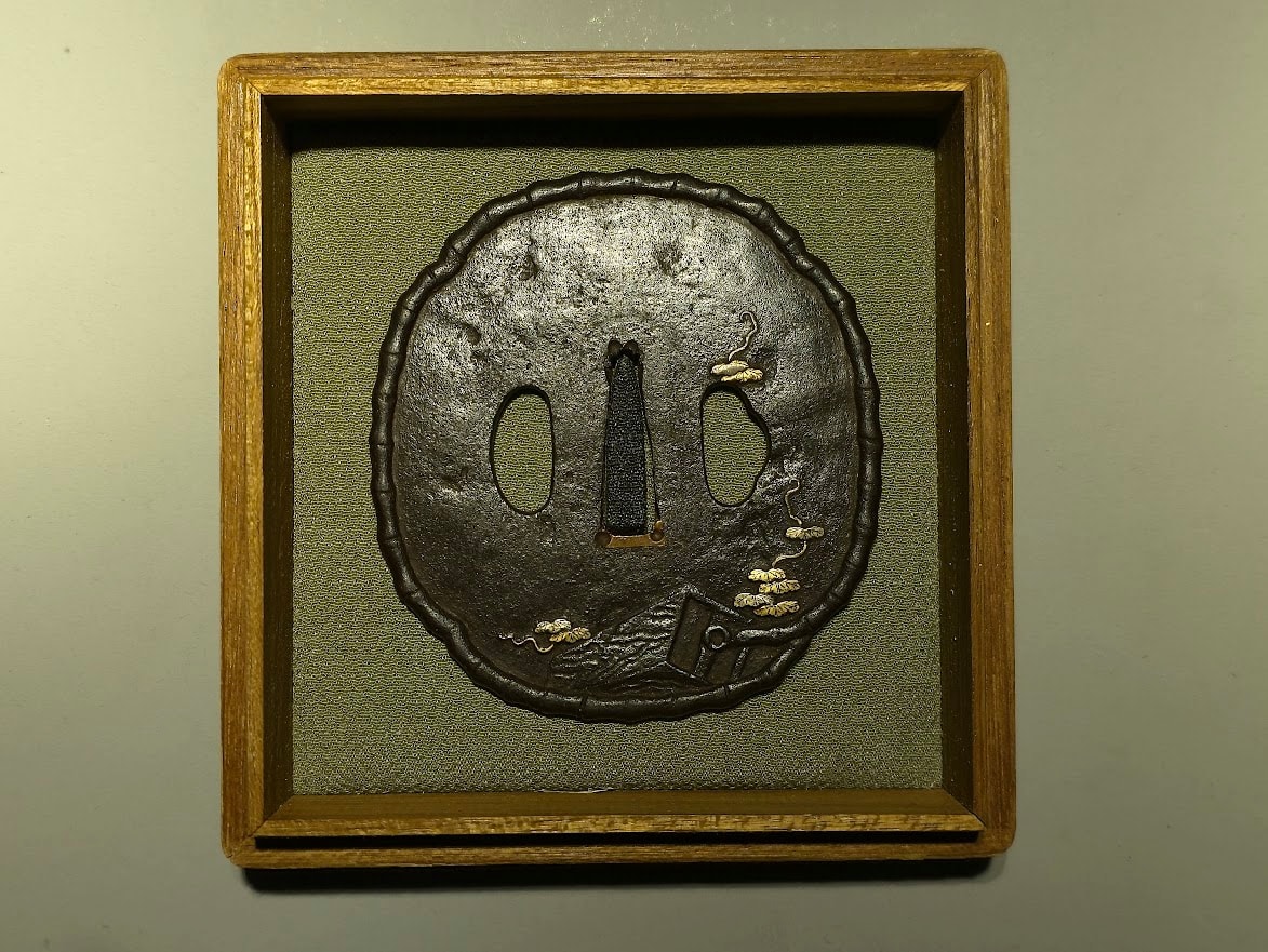 Well bucket & morning glory vine motif Tsuba