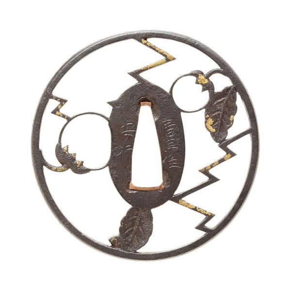 茄子図透鍔(鐔)銘 唐津住安行 刀作人, 拵用金具