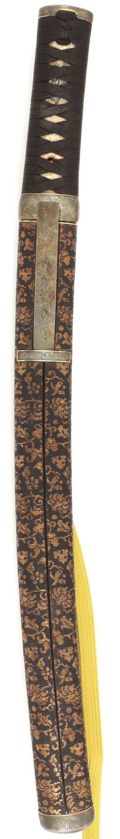 Koshirae: "Hana" mon so-kanagu, nishiki-zutsumi saya, aikuchi wakizashi koshirae