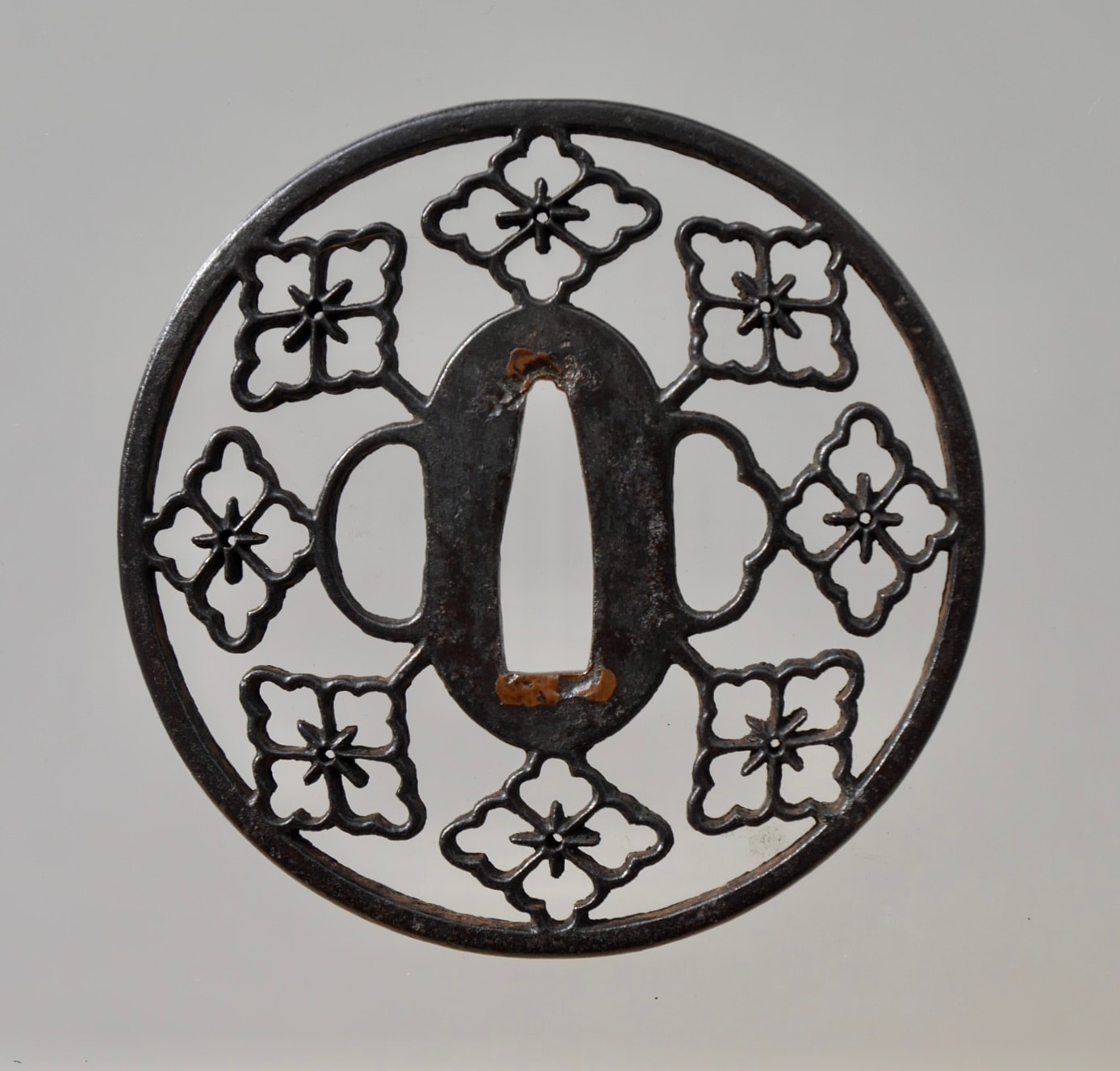 Tsuba - Hozon - Yatsu Hanabishi Sukashi
