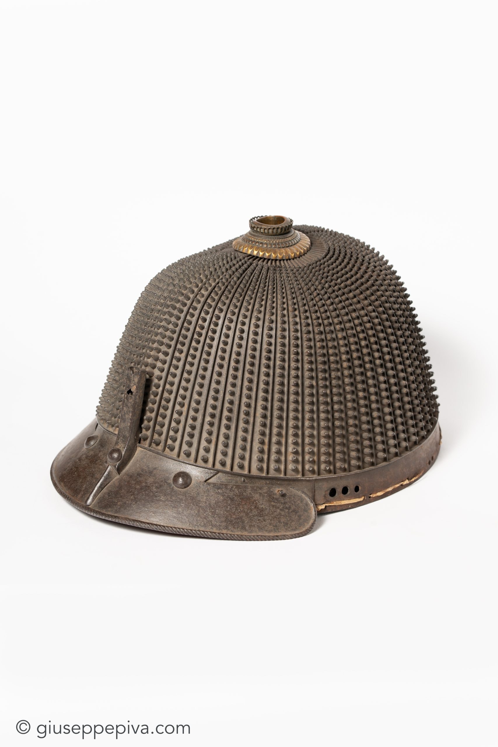 Kabuto bachi by Nagamichi