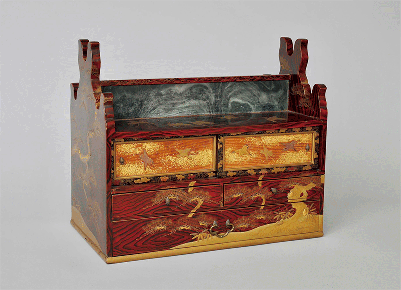 Stand - Sword Rack with crane and lucky mountain design, with wood grain lacquer Horaisan design small chest, for three swords