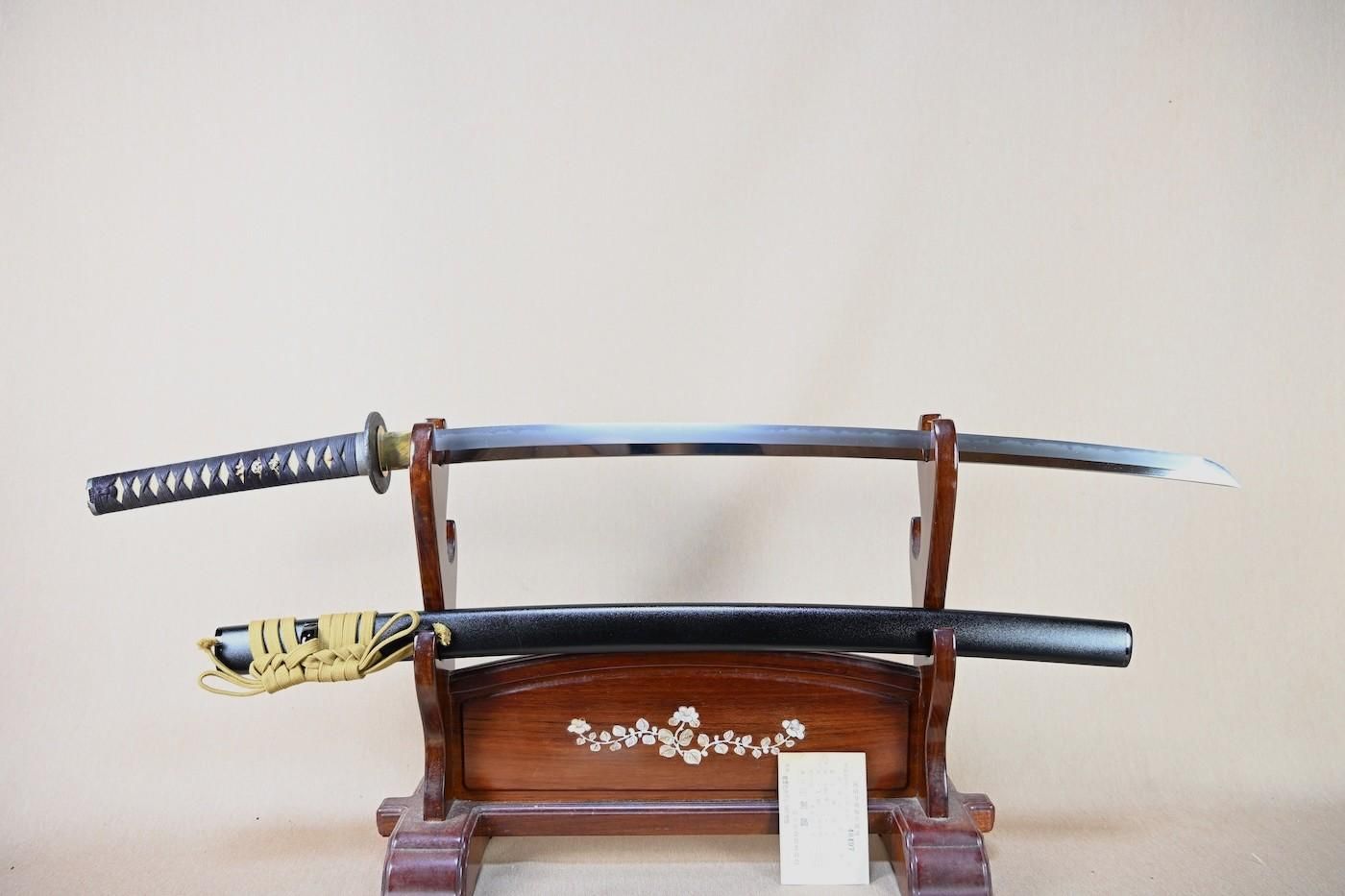 【斬れ味抜群、居合・試斬に軽めの一振り】「無銘」70.7cm 、鑑賞に・居合・試斬刀として!!!