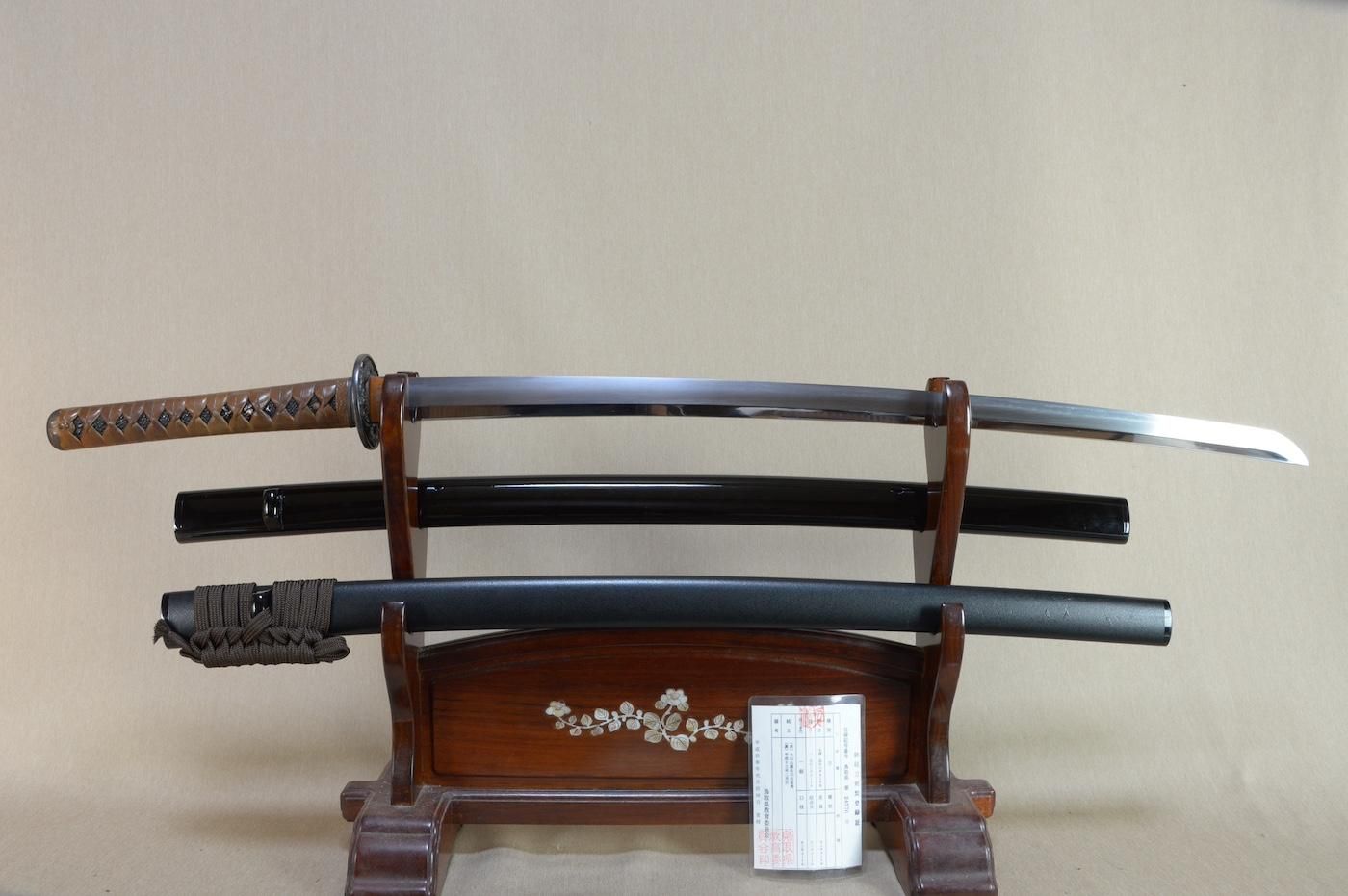 【研ぎ上がり・斬れ味保証、長寸・幅広】「延秀」 74.5cm 、鑑賞に・居合・試斬刀として!!!
