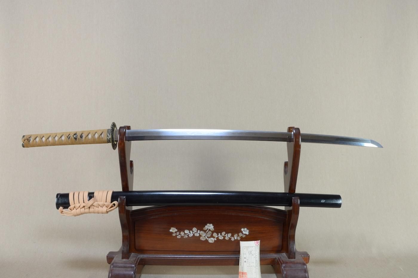 【重量を抑えた古刀期の一振り】「無銘」67.8cm 、鑑賞に・居合・試斬刀として!!!