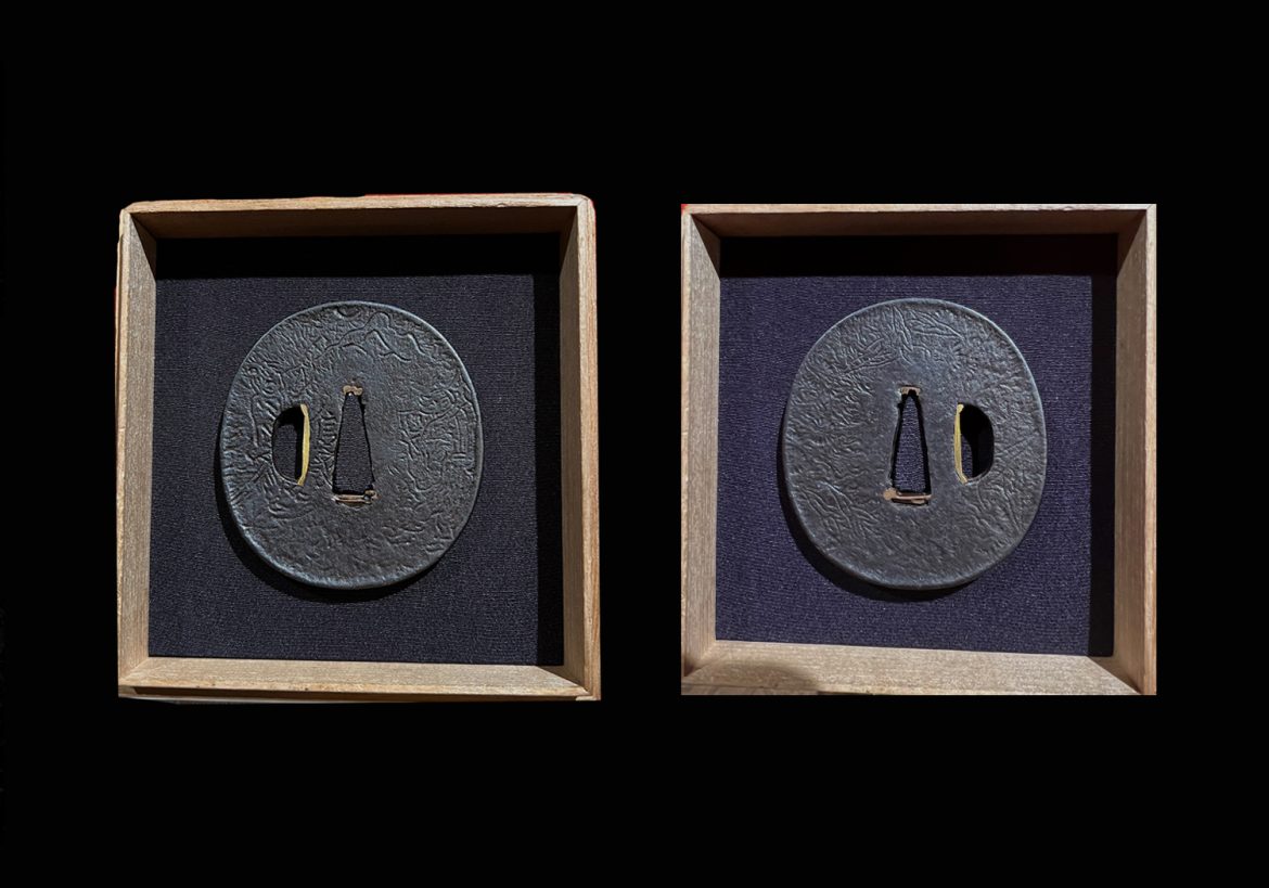 UNUSUAL TSUBA BY NOBUIE 信家鐔 110222
