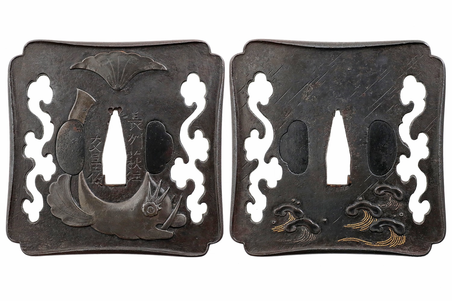 Tsuba - by Tomotomi - 長州住友富作 独特な意匠の重厚な鍔