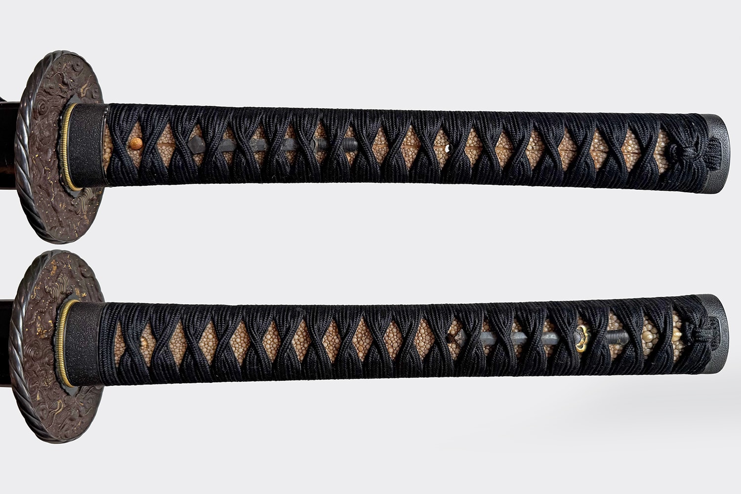 Katana - Hozon - by Kono Hanbei Taneie - A Massive early Edo Katana by Hanbei Tameie