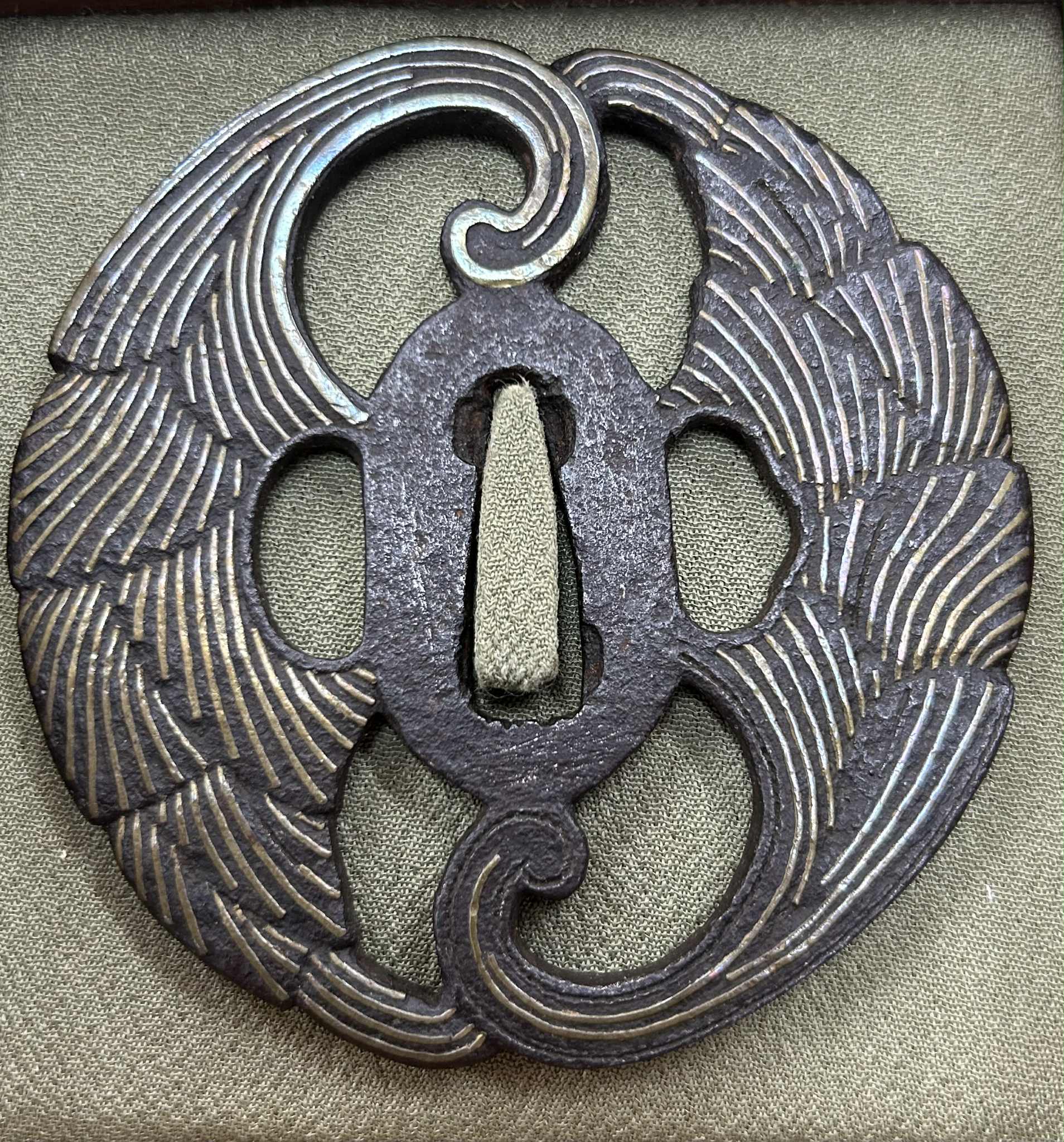 Heianjo Tsuba Myoga Mon