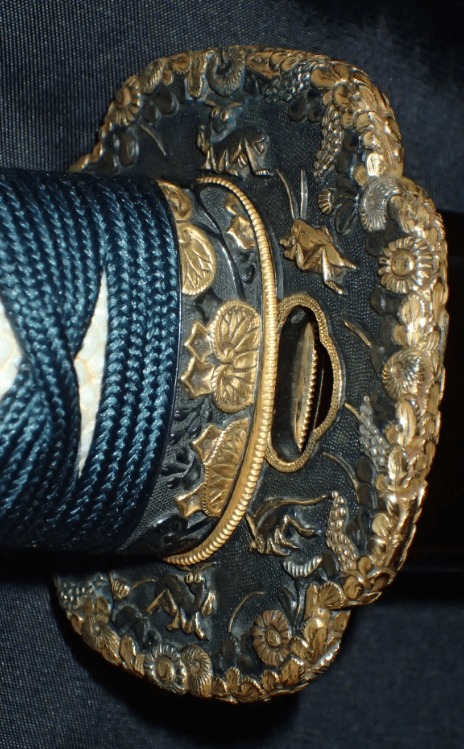 AN EXCELLENT EARLY KOTO SENJUIN KATANA WITH TOKUBETSU HOZON CERTIFICATE