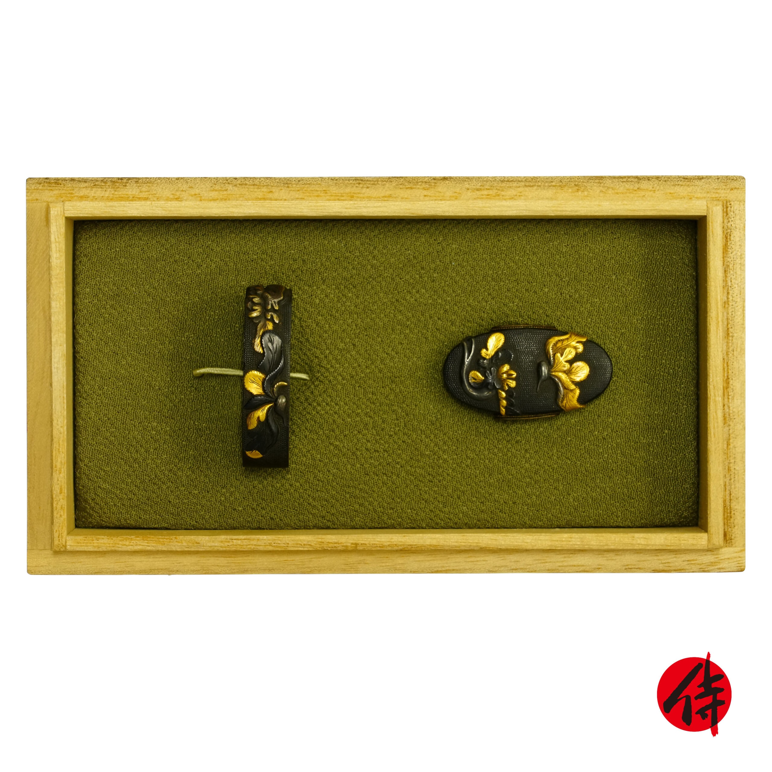Edo period antique Fuchi Kashira for Samurai Sword (F-40)