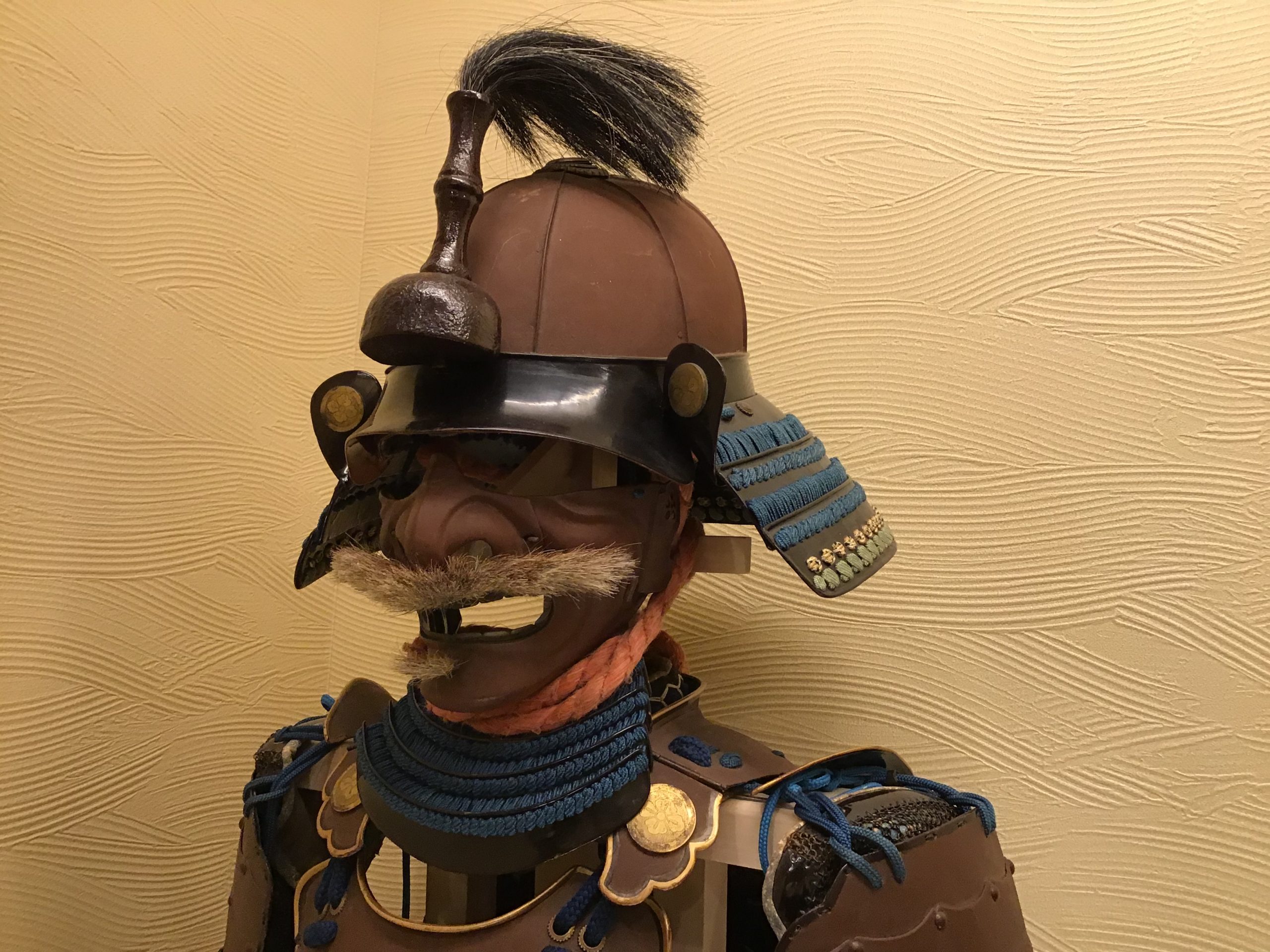 Antique Mid Edo Period Samurai Armor Tetsu Sabiiro Urushi Yoroi with Koshu Tokubetsu Kicho Shiryo Certificate (A-02)