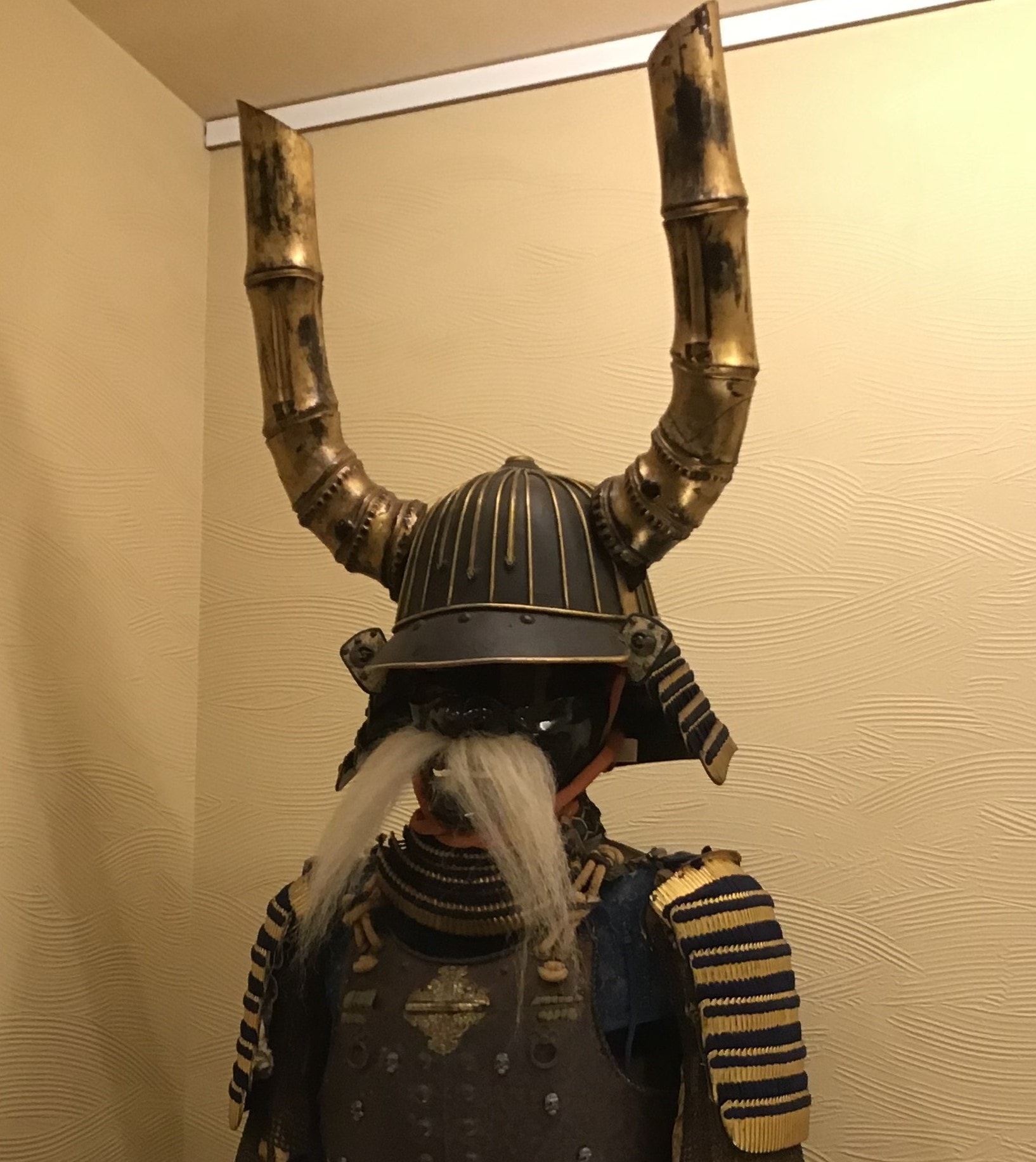 Antique Mid Edo Period Tetsusabiji Samurai Armor with Tokubetsu Kicho Shiryo