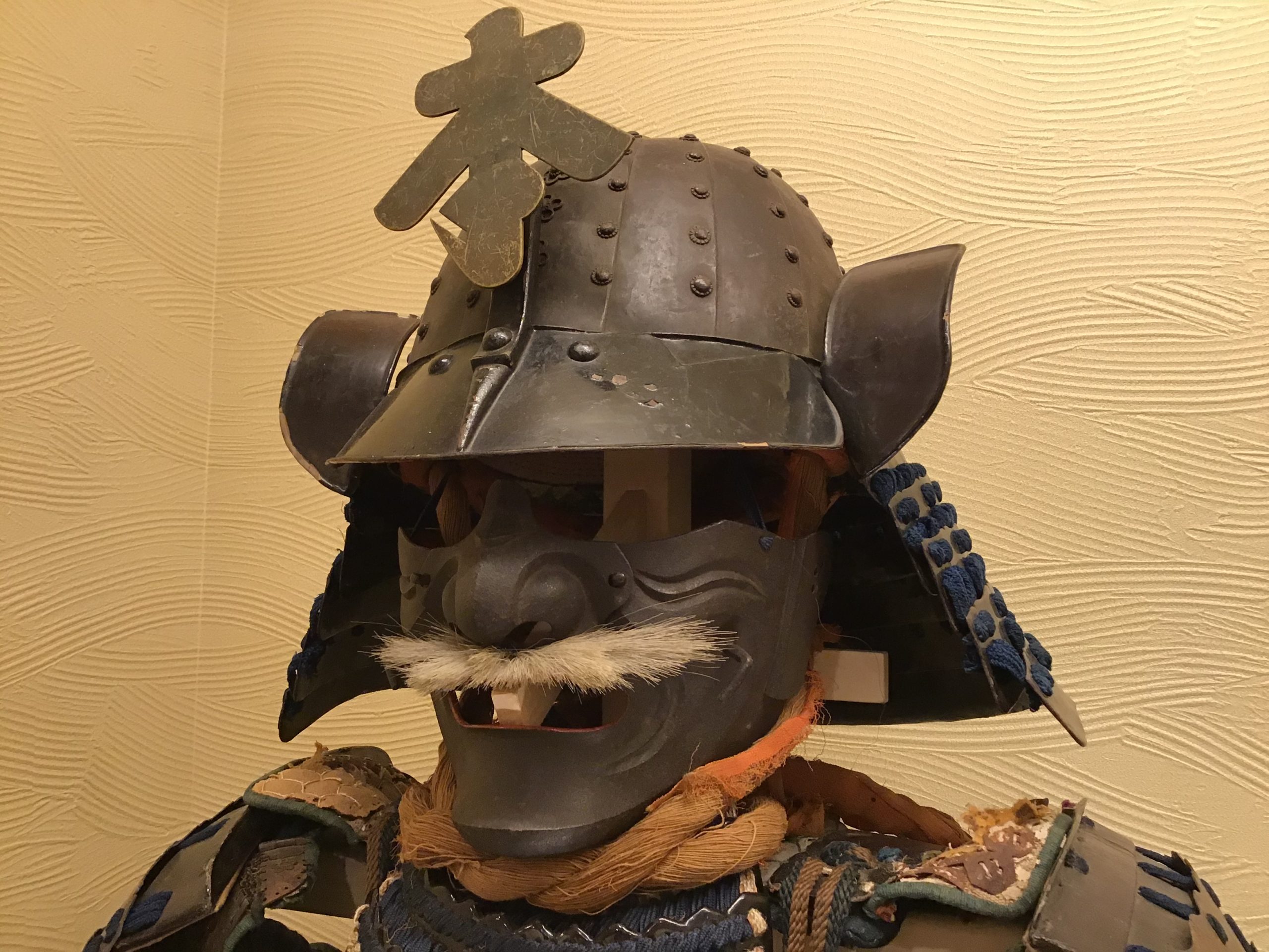 Antique Mid Edo Period Samurai Armor Tetsu Sabiji Yoroi with Tokubetsu Kicho Shiryo Certificate