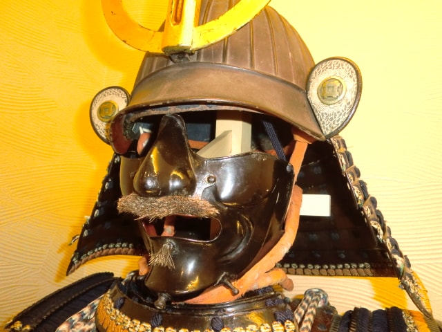 Antique Mid Edo Period Samurai Armor Yoroi with Tokubetsu Kicho Shiryo Certificate