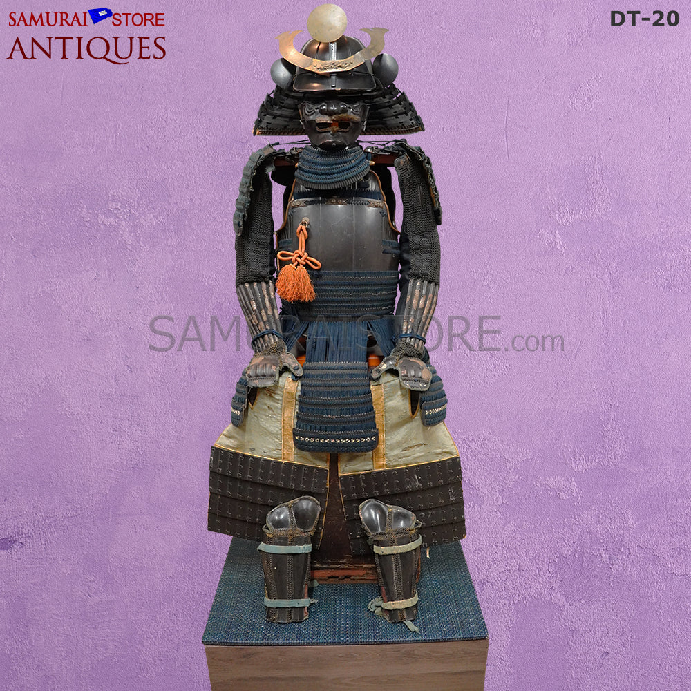 DT-20 Antique suit of armor Edo Shogun period